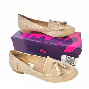 NWT Fioni tassel loafer